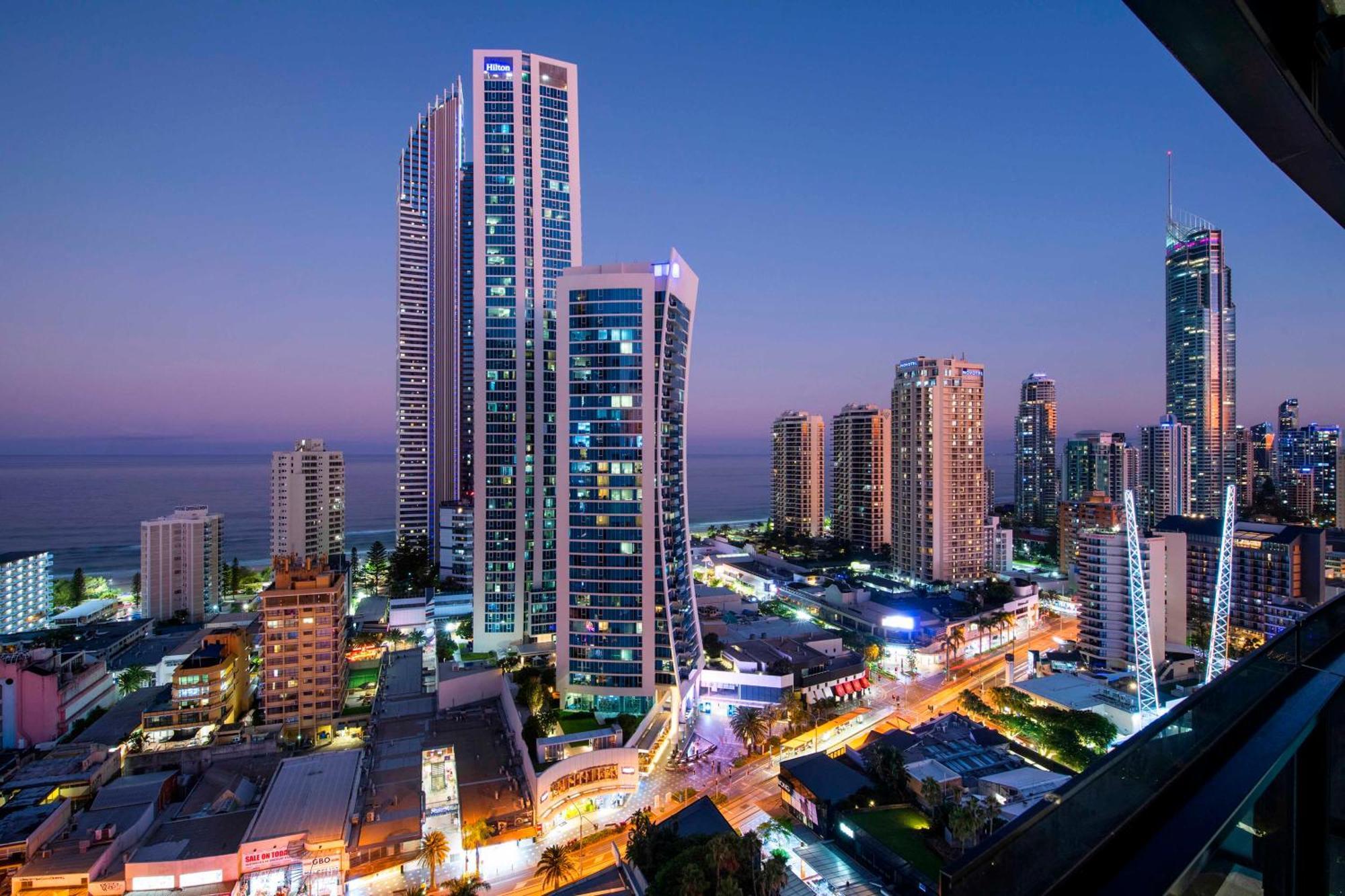 Ocean View Apartments With Balcony - Circle On Cavill - Central Location! - Self Contained & Privately Managed Χρυσή Ακτή Εξωτερικό φωτογραφία