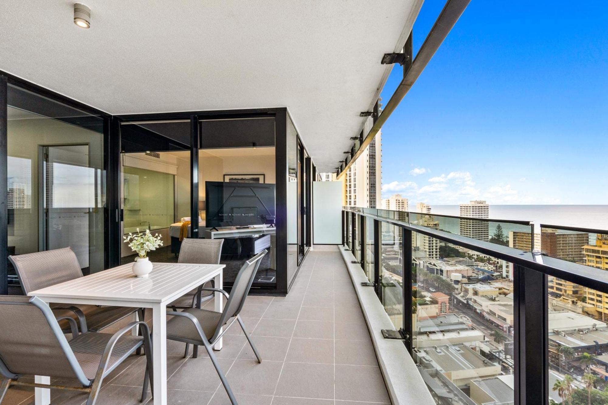 Ocean View Apartments With Balcony - Circle On Cavill - Central Location! - Self Contained & Privately Managed Χρυσή Ακτή Εξωτερικό φωτογραφία
